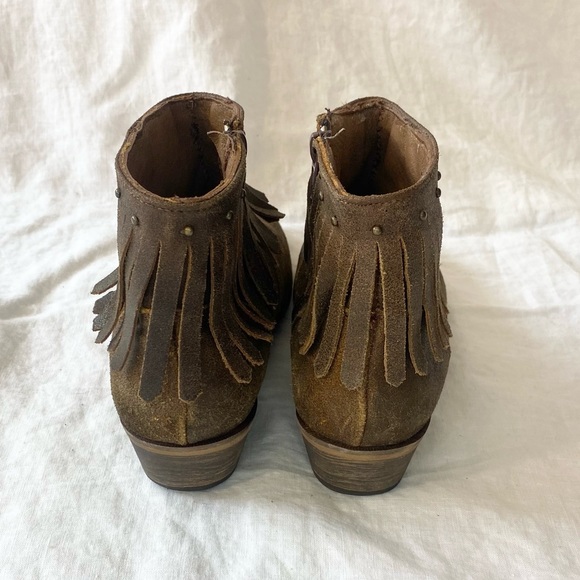 Minnetonka Fringe Studded Booties - Picture 6 of 13